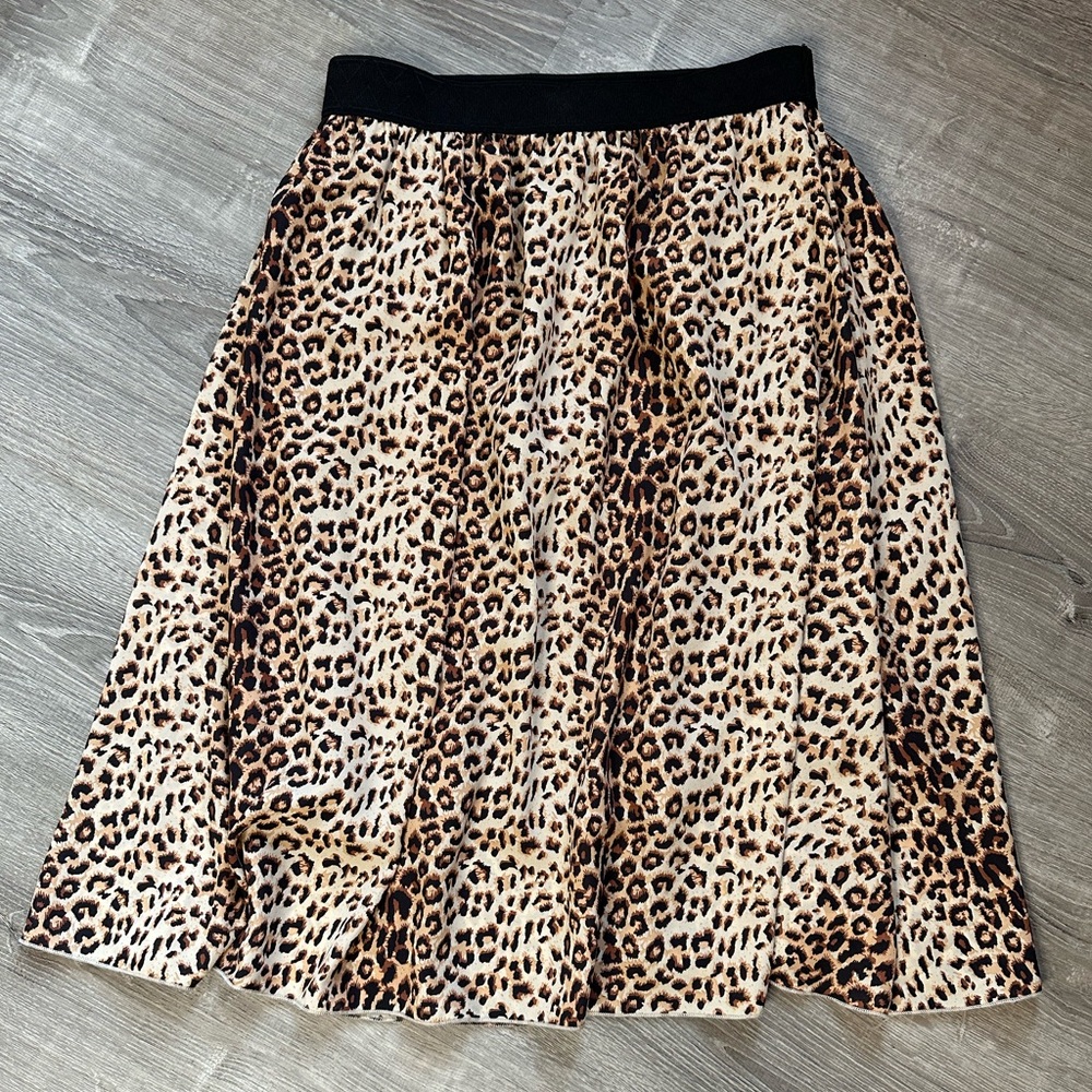 NWOT Lularoe leopard midi skirt!